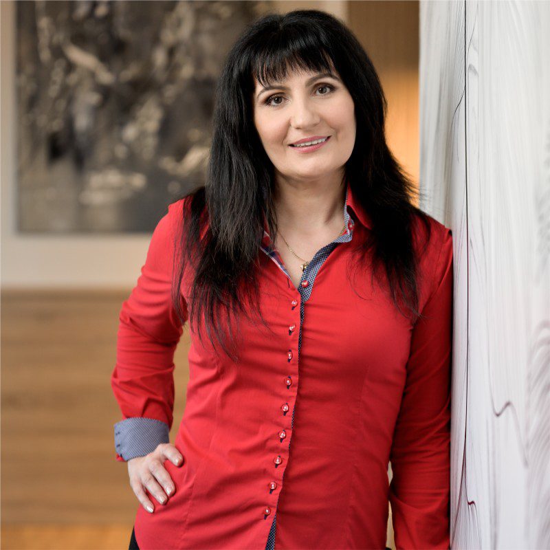 bESNYI eRIKA